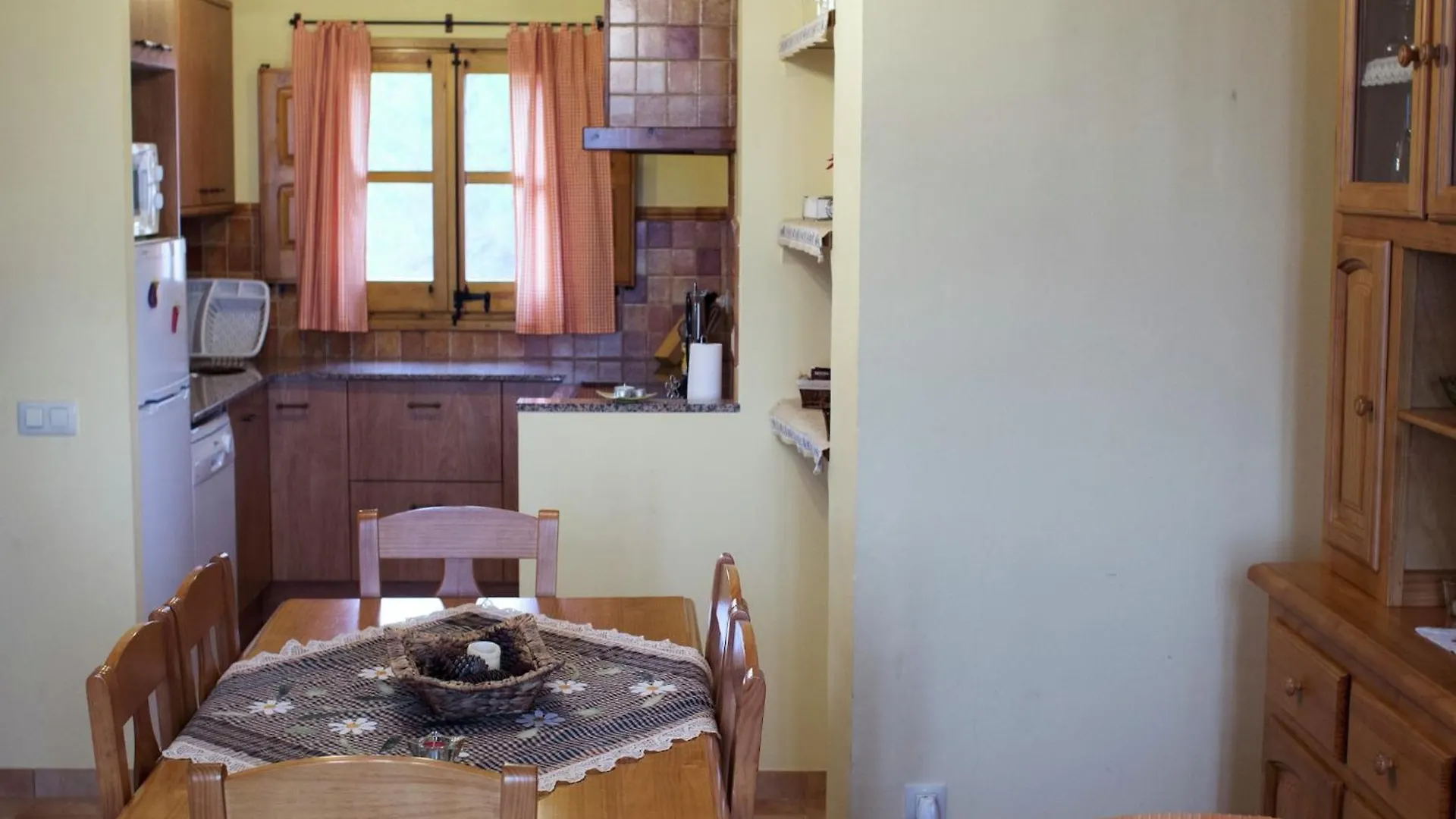 Holiday home 17Th Century Farmhouse In Bages Near Montserrat Castellfollit del Boix