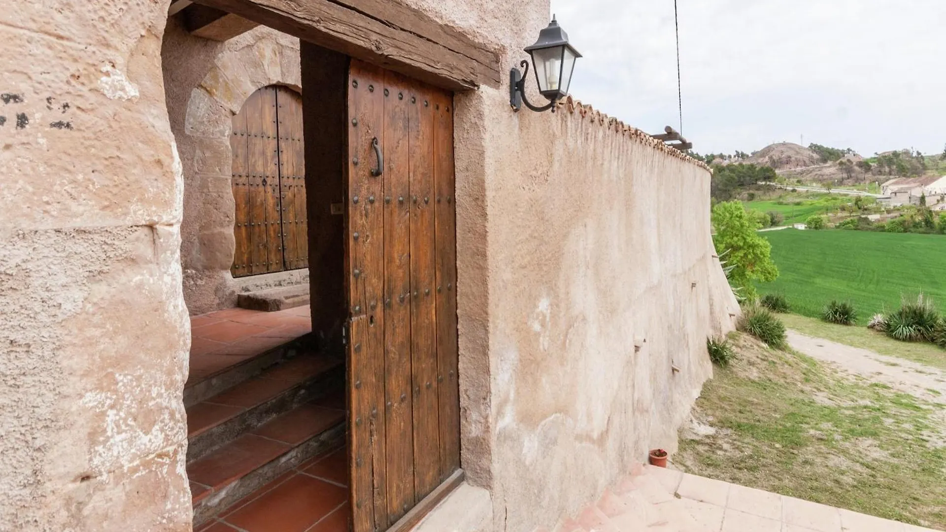 17Th Century Farmhouse In Bages Near Montserrat Castellfollit del Boix Spain