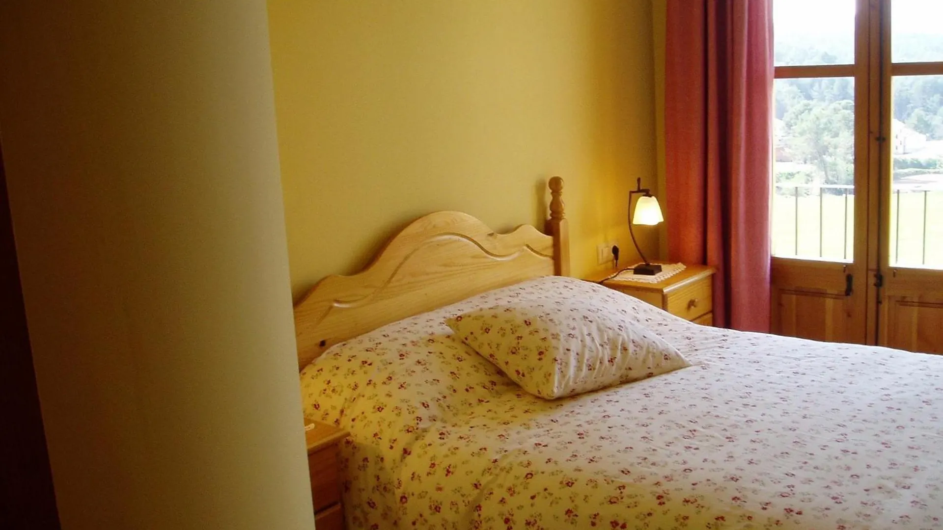 17Th Century Farmhouse In Bages Near Montserrat Castellfollit del Boix