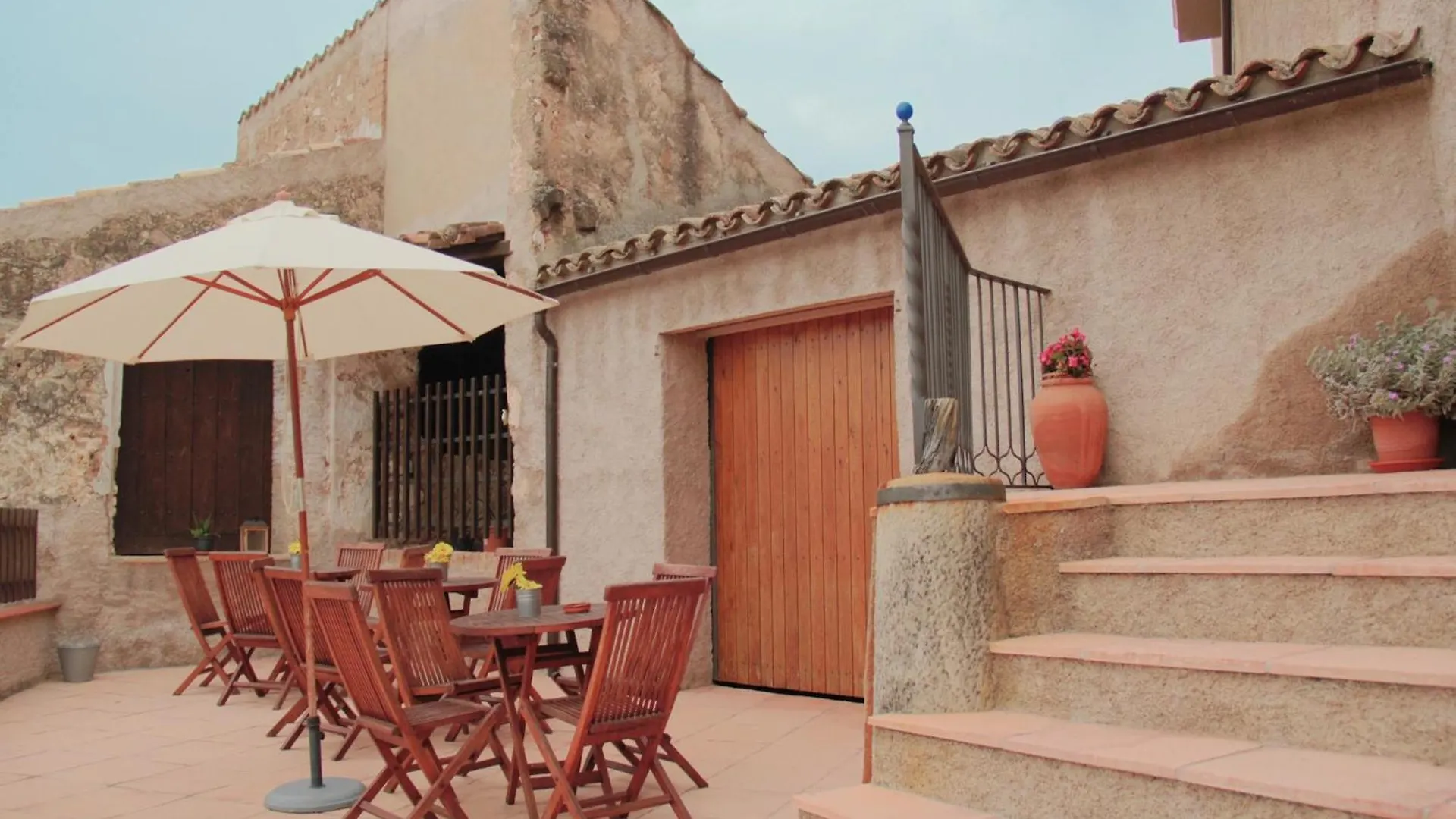 17Th Century Farmhouse In Bages Near Montserrat Castellfollit del Boix 0*,