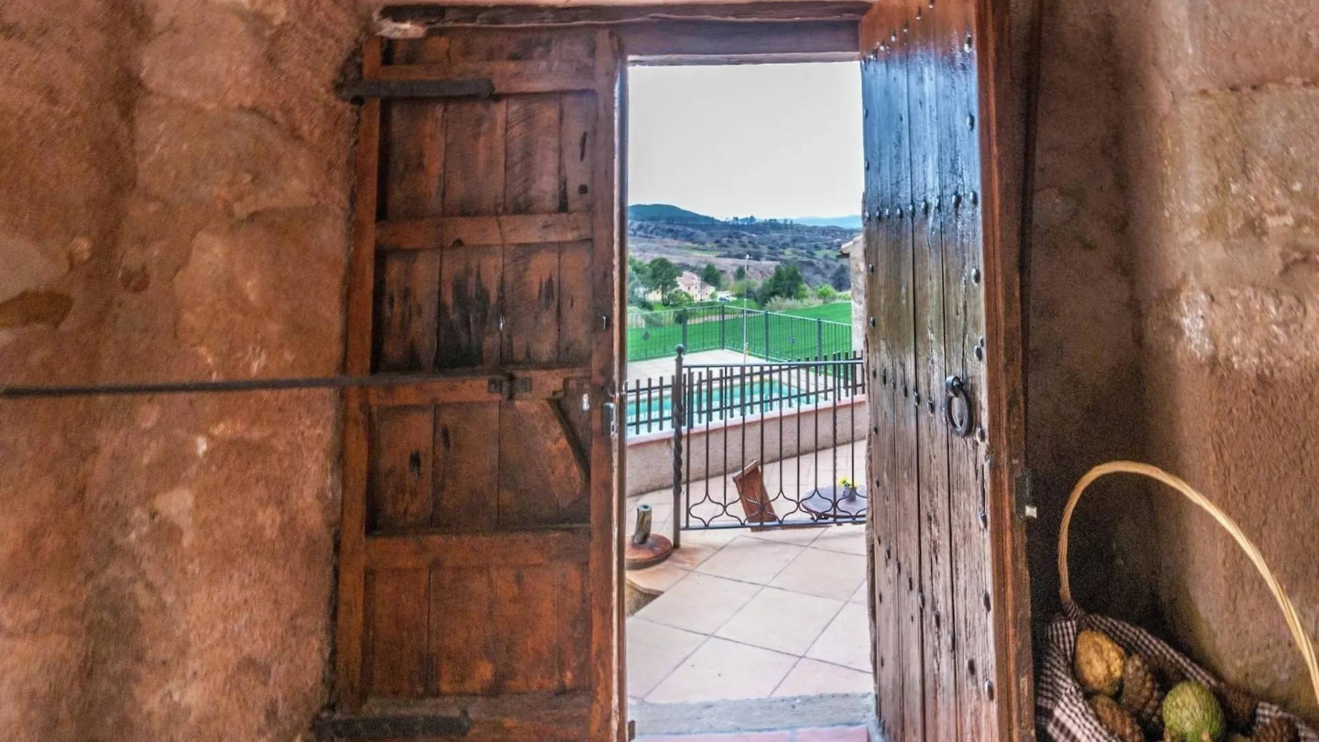 17Th Century Farmhouse In Bages Near Montserrat Castellfollit del Boix Holiday home